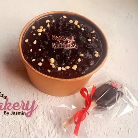 🍫Viral Chocolate Tub Cake – Rich, Creamy & Irresistible