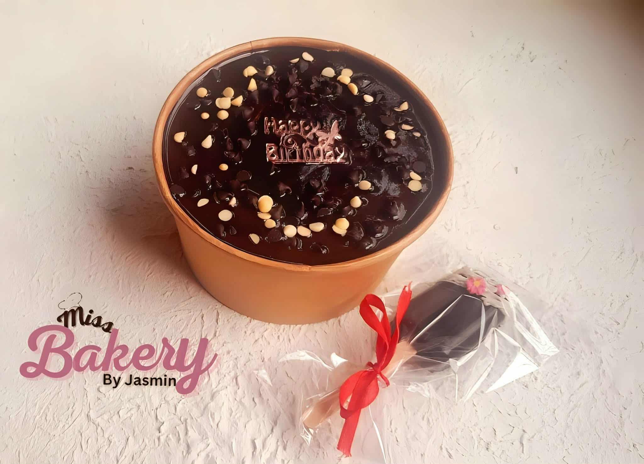 🍫Viral Chocolate Tub Cake – Rich, Creamy & Irresistible